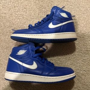 Jordan 1 High Hyper Royal